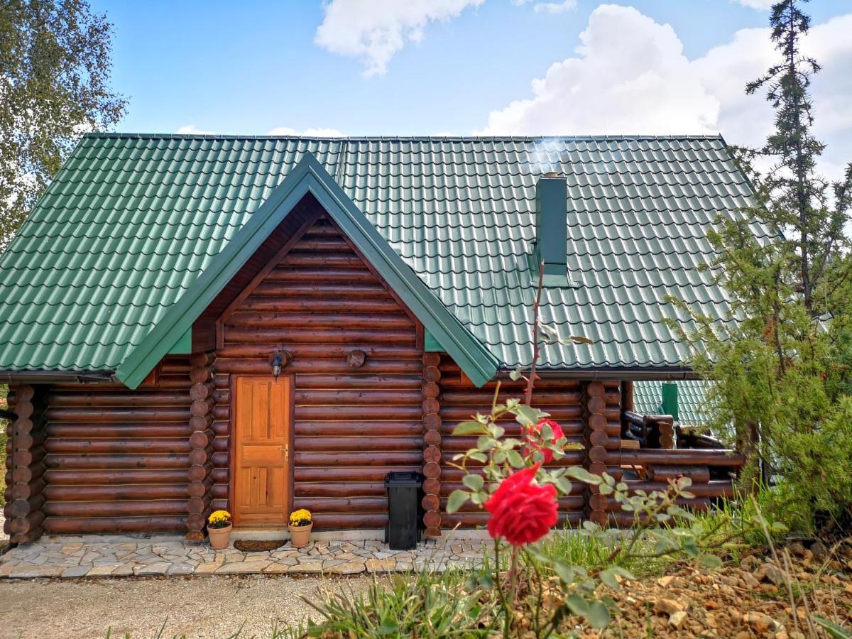 Zlatarske Brvnare Zlatar Chalets โนวาวาโรช ภายนอก รูปภาพ