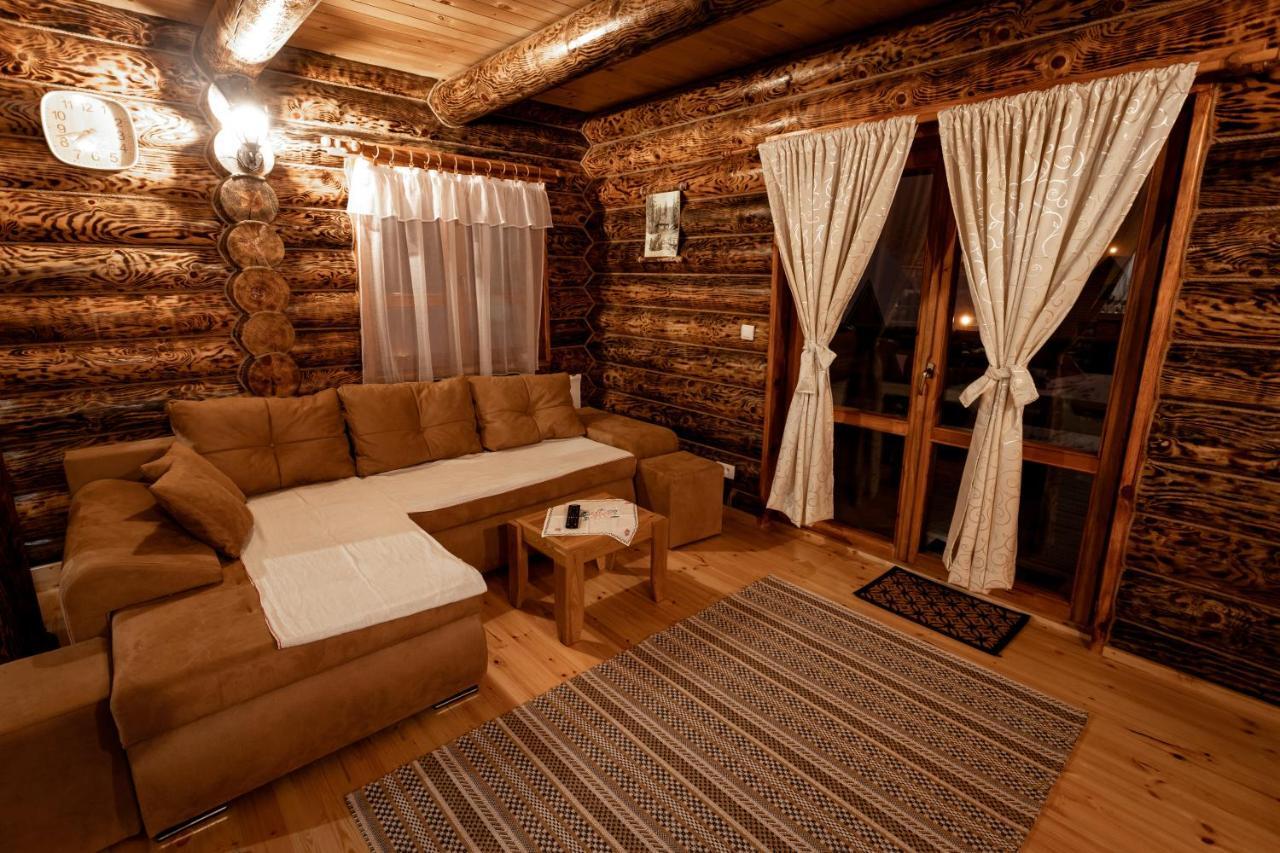 Zlatarske Brvnare Zlatar Chalets โนวาวาโรช ภายนอก รูปภาพ