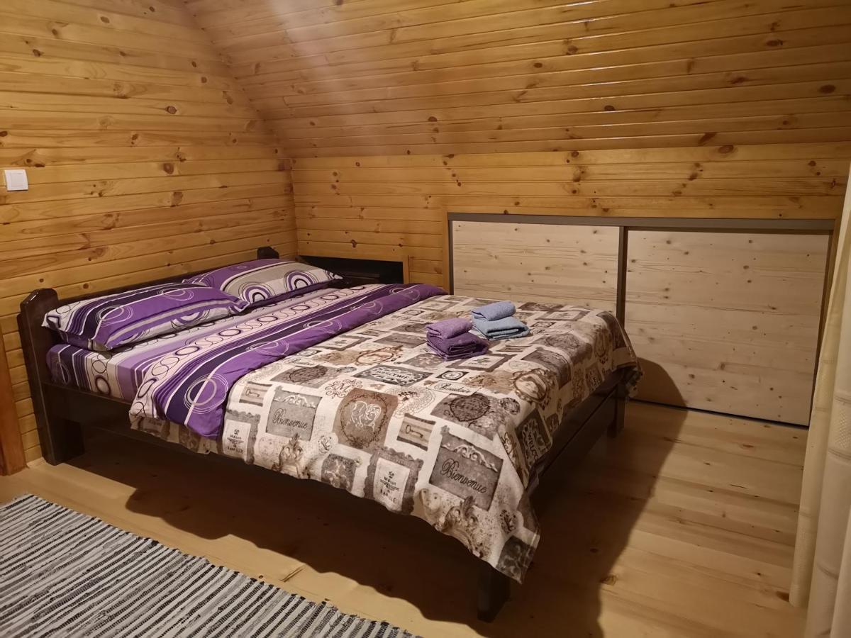 Zlatarske Brvnare Zlatar Chalets โนวาวาโรช ภายนอก รูปภาพ