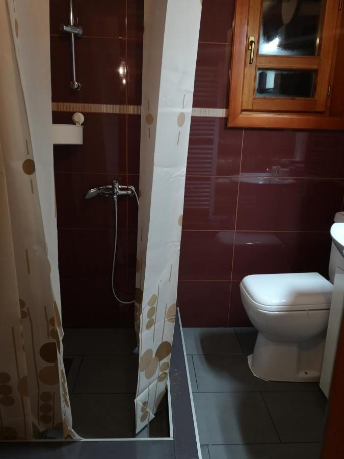 Zlatarske Brvnare Zlatar Chalets โนวาวาโรช ภายนอก รูปภาพ