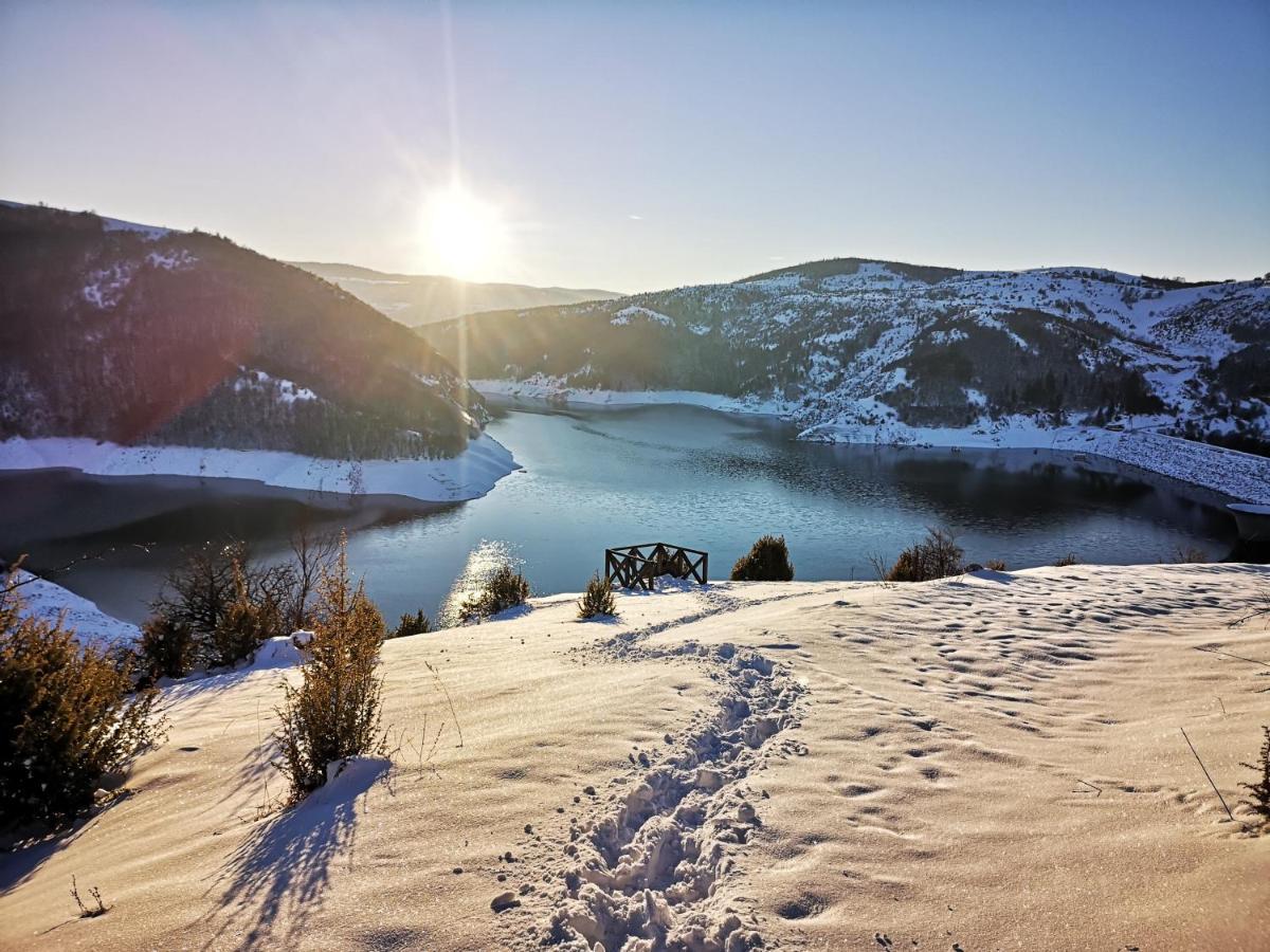 Zlatarske Brvnare Zlatar Chalets โนวาวาโรช ภายนอก รูปภาพ